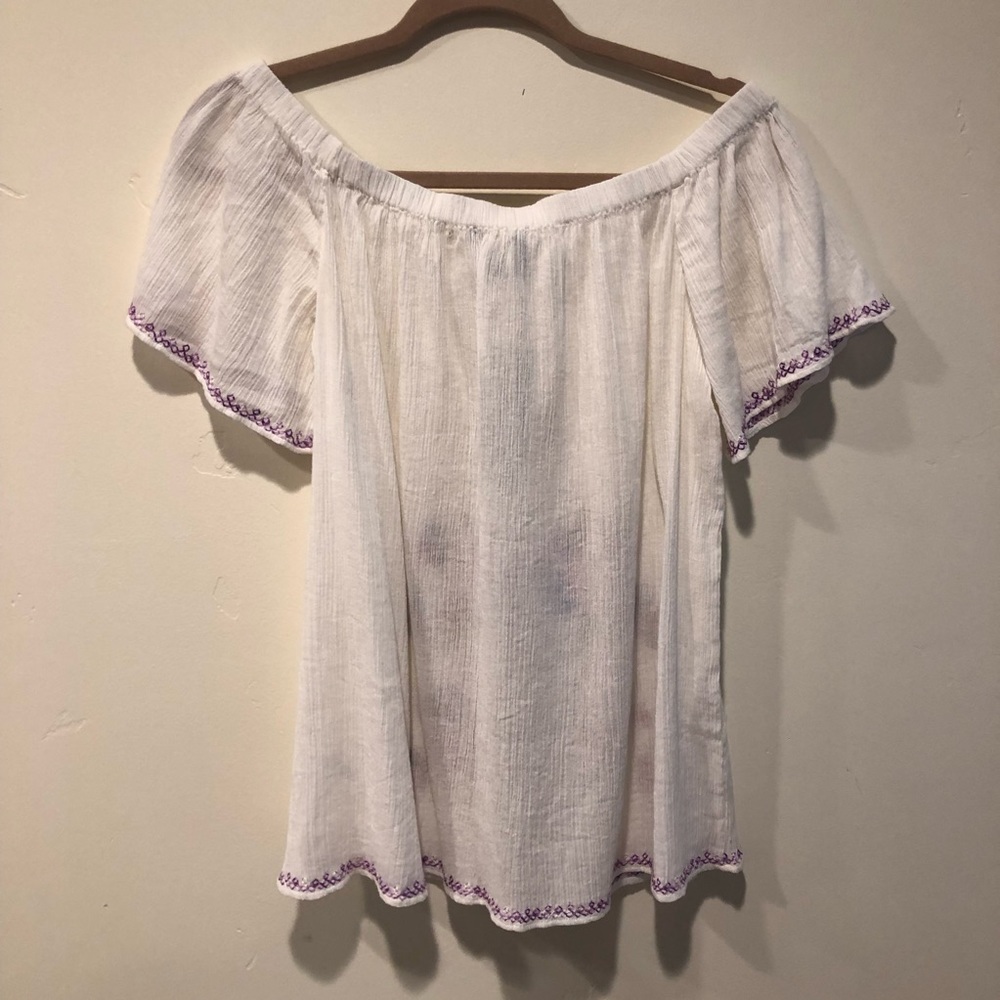 NEW French Connection off-shoulder Floral Top - Picture 4 of 8